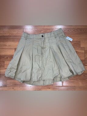 Old Navy Khaki Pleated Mini Skirt